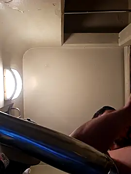 UncutHammer69 online show from 11-11-25, 08:14