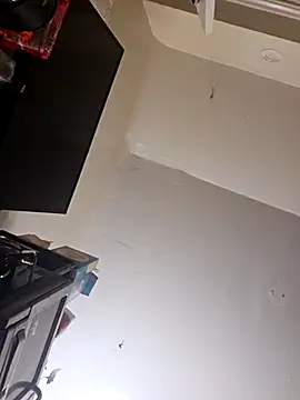 UncutHammer69 online show from 11-13-25, 02:32