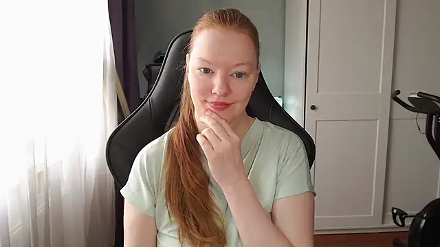 Snapshot of Lady_Inari chatting on 05-04-26, 09:16 Lady Inari online show from 05-04-26, 09:16