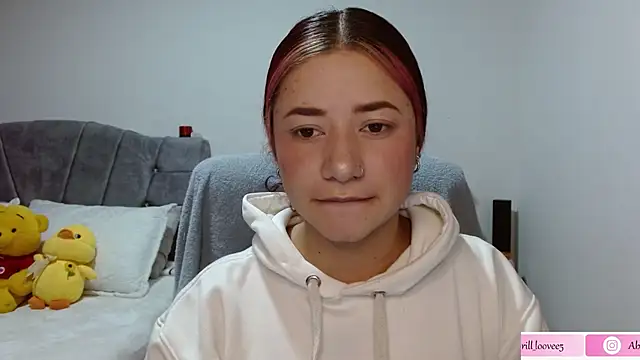 abril love2 online show from 02-06-25, 04:36