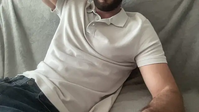 Snapshot of Pmendes19998 chatting on 09-28-25, 03:28 Pmendes19998 online show from 09-28-25, 03:28