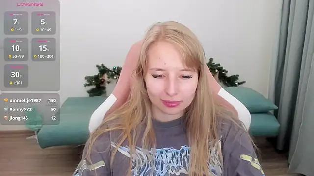 Jessy Ginger online show from 12-17-24, 01:27