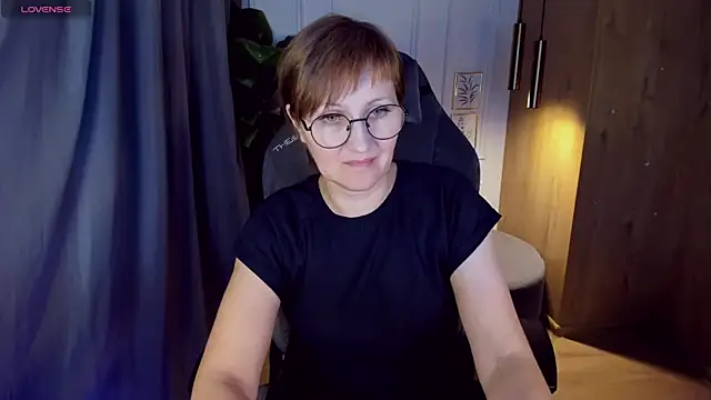 Paris Cherry online show from 02-22-25, 04:40