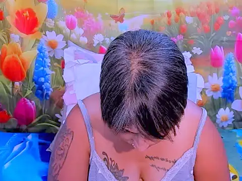 indianroxy online show from 10-30-25, 05:35