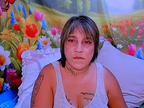 indianroxy online show from 11-15-25, 06:44