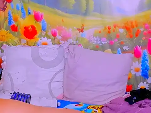 indianroxy online show from 04-14-26, 06:52