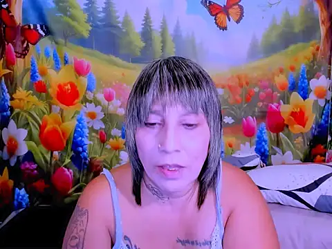 Snapshot of indianroxy chatting on 05-08-26, 04:34 indianroxy online show from 05-08-26, 04:34