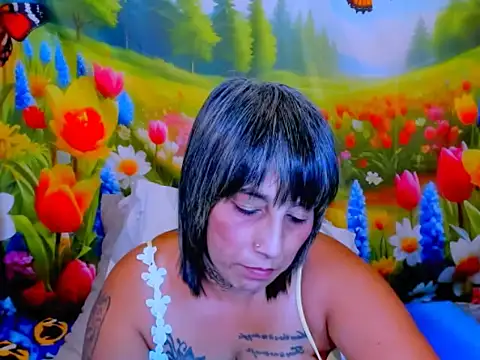 Snapshot of indianroxy chatting on 05-23-26, 06:29 indianroxy online show from 05-23-26, 06:29