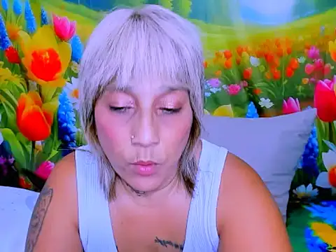 indianroxy online show from 06-27-26, 06:18
