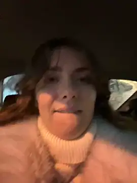 Snapshot of MariiD chatting on 12-15-24, 02:27 MariiD online show from 12-15-24, 02:27