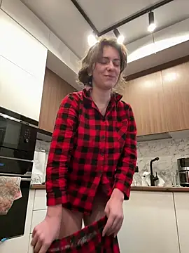 MariiD online show from 02-14-26, 06:10