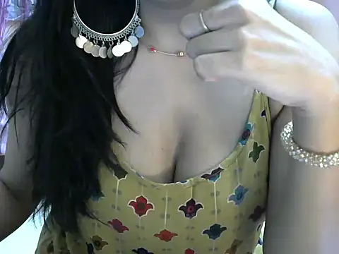 indianbae01 online show from 02-12-25, 09:33