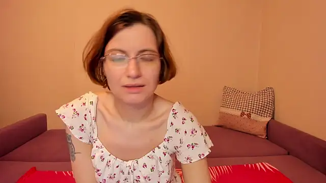 Snapshot of MarilynDream chatting on 04-27-26, 03:43 MarilynDream online show from 04-27-26, 03:43
