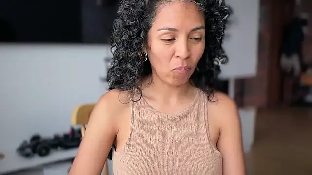 illaroom online show from 04-17-26, 05:05