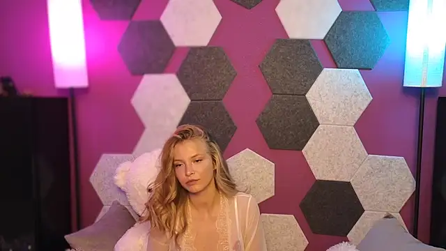 AnastasiaAniess online show from 10-25-25, 08:14