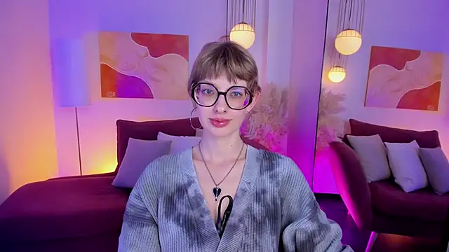 Snapshot of RubySoft chatting on 10-29-25, 08:54 RubySoft online show from 10-29-25, 08:54