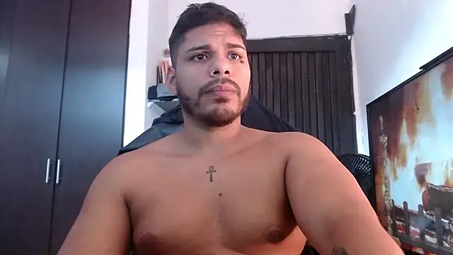 Snapshot of starguy_28 chatting on 10-13-25, 12:27 starguy 28 online show from 10-13-25, 12:27