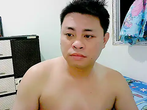 Snapshot of SirViceBoy2020 chatting on 08-03-26, 12:10 SirViceBoy2020 online show from 08-03-26, 12:10