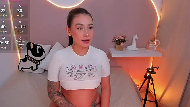 EllieMitchell online show from 12-22-24, 07:42