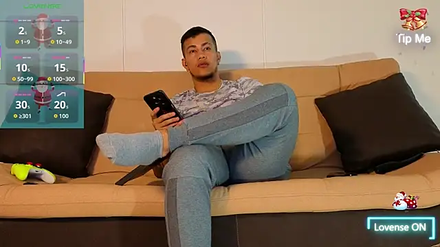 CRAZYBOYLOVE online show from 12-20-25, 11:56