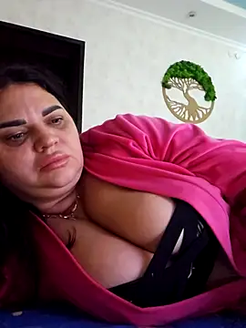 Snapshot of littleRikka chatting on 09-21-25, 08:54 littleRikka online show from 09-21-25, 08:54