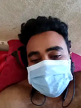 Snapshot of Shadilsajju chatting on 10-23-25, 06:02 Shadilsajju online show from 10-23-25, 06:02