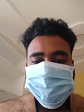 Snapshot of Shadilsajju chatting on 10-27-25, 05:00 Shadilsajju online show from 10-27-25, 05:00