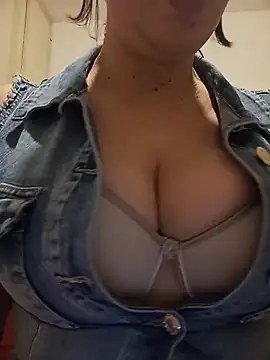 Dolcissima33 online show from 06-16-26, 06:38