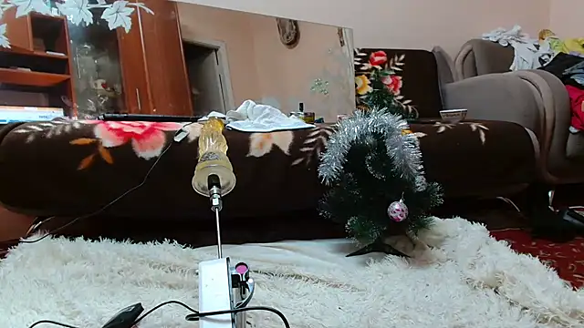 AlinasissyXX online show from 12-21-24, 08:10