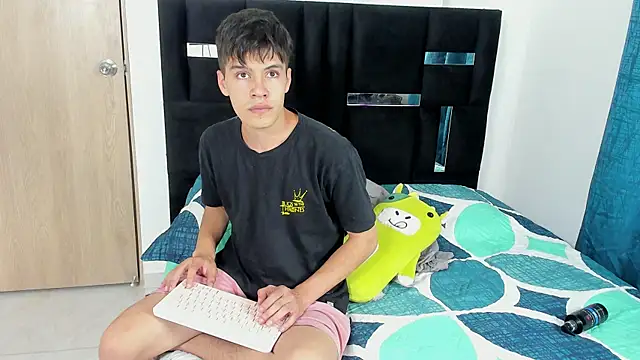 Dimitrixxx   online show from 09-26-25, 10:25