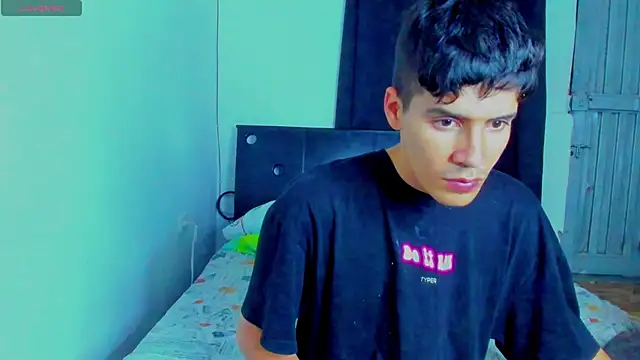 Dimitrixxx   online show from 06-17-26, 10:43