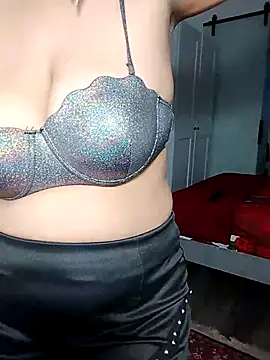 Snapshot of HotSpicyGujju chatting on 02-22-25, 06:50 HotSpicyGujju online show from 02-22-25, 06:50