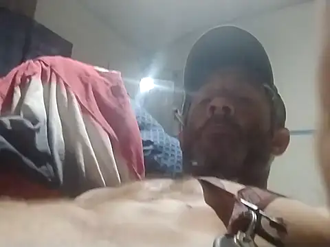 Snapshot of ThickDMatty@xh chatting on 09-12-25, 11:32 ThickDMattyxh online show from 09-12-25, 11:32