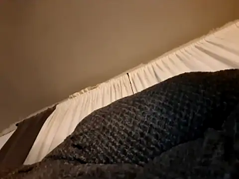 Snapshot of ThickDMatty@xh chatting on 10-15-25, 07:08 ThickDMattyxh online show from 10-15-25, 07:08