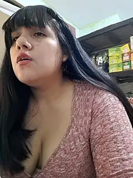 Snapshot of Kalani_Engel chatting on 03-22-25, 11:42 Kalani Engel online show from 03-22-25, 11:42