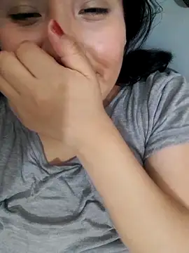 Kalani Engel online show from 12-21-25, 06:20