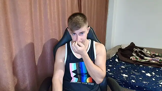 Snapshot of Todhorny9873 chatting on 01-08-25, 05:59 Todhorny9873 online show from 01-08-25, 05:59