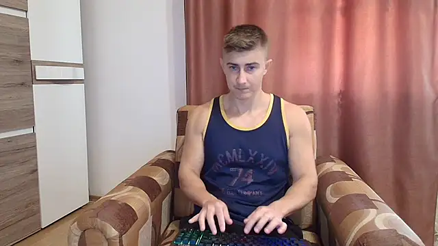 Snapshot of Todhorny9873 chatting on 03-19-25, 06:57 Todhorny9873 online show from 03-19-25, 06:57