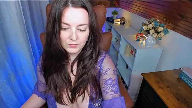 ErinMarshall online show from 09-18-25, 03:03