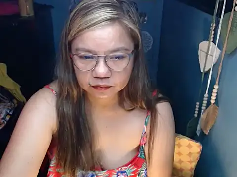 ambersmile online show from 11-24-25, 08:52