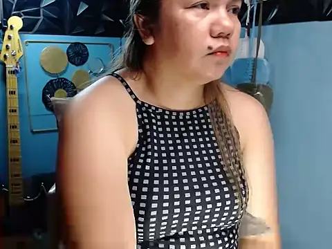 ambersmile online show from 04-05-26, 09:12