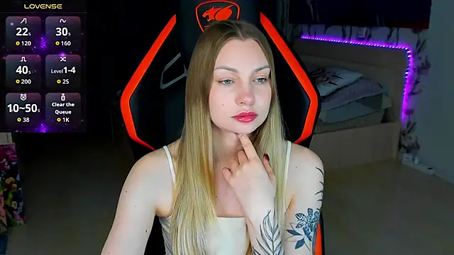 BiMolly online show from 03-25-26, 09:43