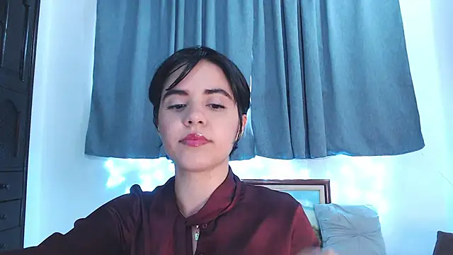 mia collins x online show from 04-11-26, 08:24