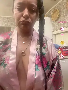 PichyPrettyPussy online show from 05-13-26, 03:20
