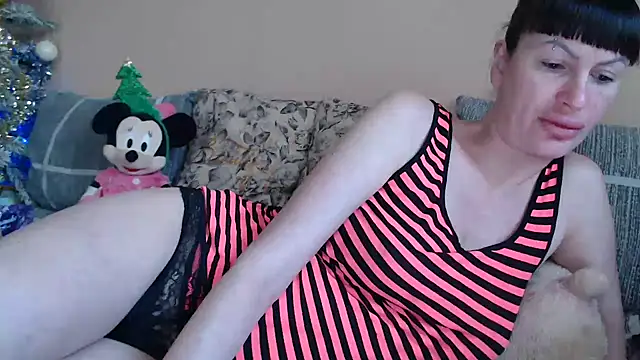 HotDreamm online show from 01-12-26, 01:16