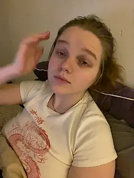 Snapshot of -MimmiLissa- chatting on 01-12-25, 04:52 -MimmiLissa- online show from 01-12-25, 04:52