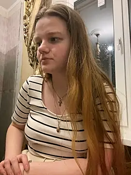 Snapshot of -MimmiLissa- chatting on 02-02-25, 09:13 -MimmiLissa- online show from 02-02-25, 09:13