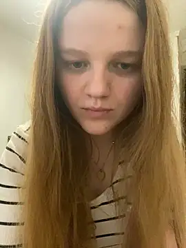 Snapshot of -MimmiLissa- chatting on 03-02-25, 12:32 -MimmiLissa- online show from 03-02-25, 12:32