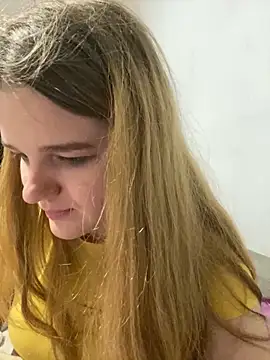 Snapshot of -MimmiLissa- chatting on 09-13-25, 04:51 -MimmiLissa- online show from 09-13-25, 04:51