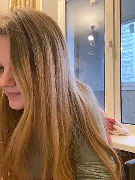 Snapshot of -MimmiLissa- chatting on 10-15-25, 04:12 -MimmiLissa- online show from 10-15-25, 04:12